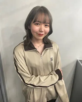 ミディアム カラー ブリーチ/ベージュ 💕/momoaのヘアスタイル