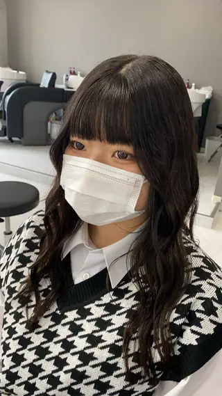 セミロング カラー 韓国ヘア特化💍 tiam💍ブリーチのヘアスタイル