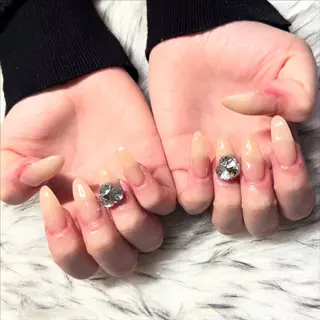 ロング mao .のネイルデザイン