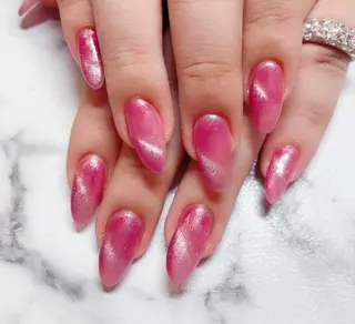 ネイル マジックミラー所属・マジック ミラーのネイルデザイン