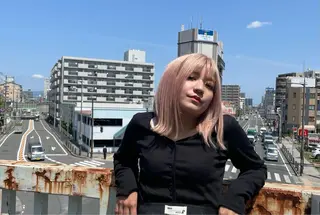 ミディアム 岸川 恭子のヘアスタイル