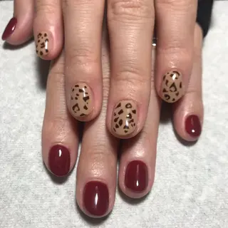 ネイル ECLAT エクラ所属・寺山 千鶴のネイルデザイン