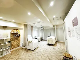 マツエク・マツパ BEIGE 金山 🌹RUKAのマツエク・マツパデザイン