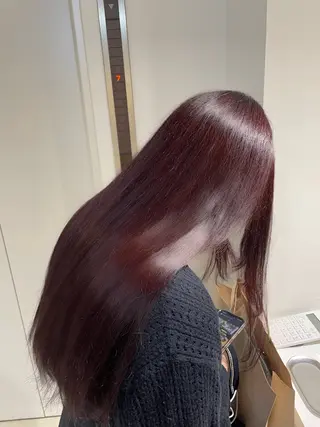 ロング カラー acoron.池袋所属・モデル様募集中/ 赤髪人気/Renaのヘアスタイル