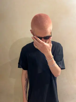 カラー メンズ ハイトーン/ピンク カラー/めい🎀のヘアスタイル