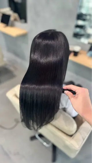 ロング shinka　omotesando所属・ブリーチ縮毛矯正 /髪質改善/タイチのヘアスタイル