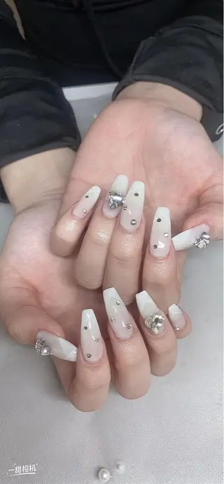 ネイル 美爪パラジェル導入店 Sunnilyのネイルデザイン