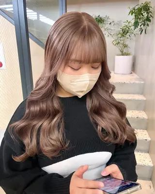 ロング カラー ayaka♡ 柔らかカラーのヘアスタイル