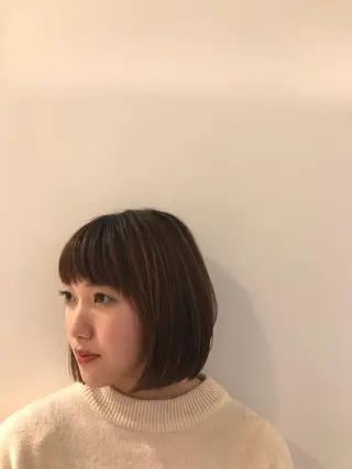 ショート カラー オブヘアー所属・安藤 沙妃のヘアスタイル