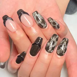 ネイル VOGUE ×SWANのネイルデザイン