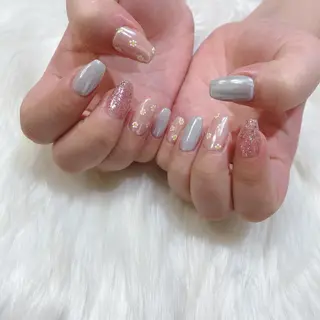 ネイル 西岡 杏のネイルデザイン