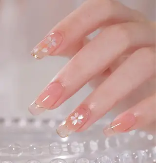 ネイル D-BEAUTY Nailsalonのネイルデザイン