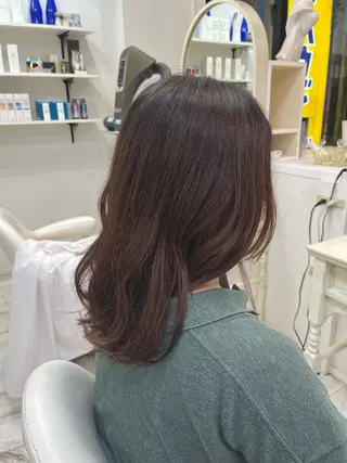 ミディアム aL-ter che'rie所属・岡崎 嶺のヘアスタイル