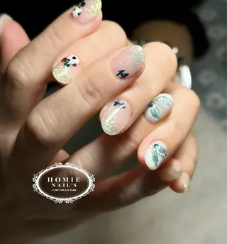 ネイル オフザリップパーク Asamiのネイルデザイン