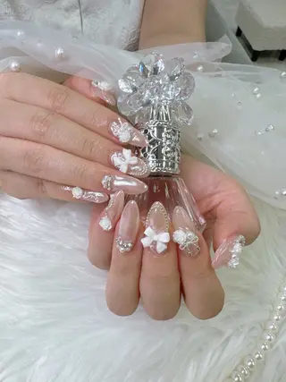 ネイル クイーンズネイル銀座所属・Queeens nailのネイルデザイン