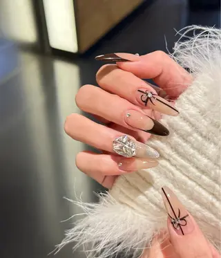 ネイル Lynn_ Nailのネイルデザイン