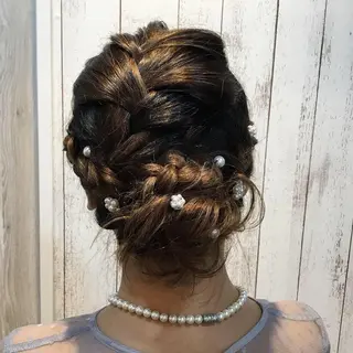 ヘアアレンジ embrace エンブレイスのヘアスタイル