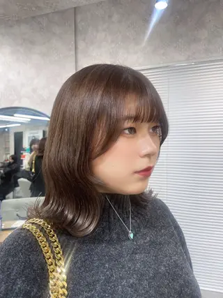 ミディアム カラー Beleza原宿所属・MOMO艶髪 🩵モテカラーのヘアスタイル