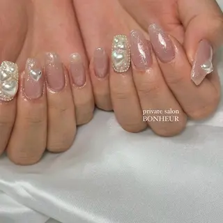 ネイル BONHEUR Annaのネイルデザイン