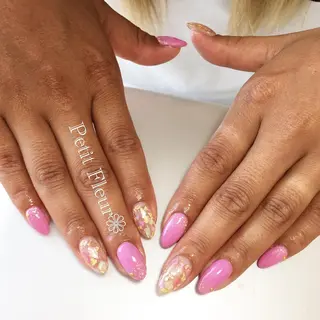 ネイル Petit Fleur所属・青柳 亜梨奈のマツエク・マツパデザイン