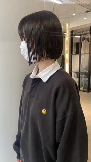 ショート カラー センターパート/ 暖色カラーayuのヘアスタイル