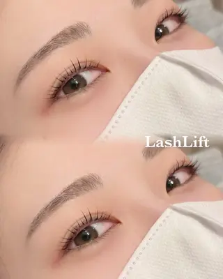 マツエク・マツパ Eye Lash Salon Vivi豊田所属・山中 聖奈の眉毛・アイブロウイメージ