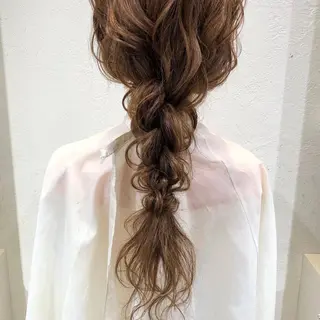 ロング ヘアアレンジ 瀬原 千夏のヘアスタイル