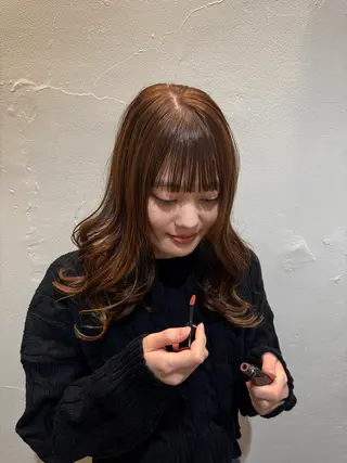 カラー ピエドプール NINAのヘアスタイル