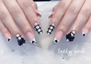 ネイル Lucky nail  小林和希のネイルデザイン