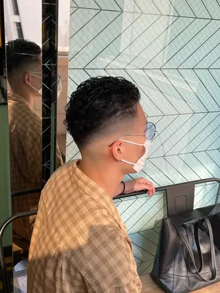 パーマ メンズ Le'a所属・渋谷/フェード/ 國分 翔のヘアスタイル