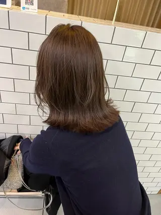 ミディアム カラー 細川 夕利亜のヘアスタイル