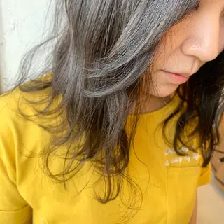 セミロング カラー パーマ ヘアアレンジ 透明感color 🥣suzunaのヘアスタイル