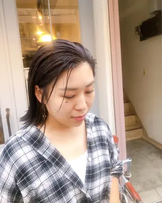 ミディアム コクブ アキヨのヘアスタイル