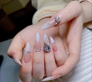 ネイル Cloudy Chan 歌舞伎町のネイルデザイン