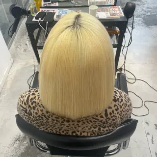 セミロング カラー HIKARI🐈‍⬛ レイヤー×デザインのヘアスタイル