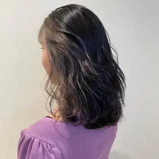 ミディアム アートディレクター のぐちのヘアスタイル