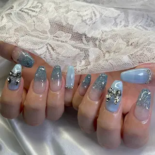 ネイル . 未來のネイルデザイン