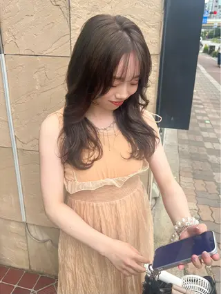 ロング カラー 田中 月菜のヘアスタイル