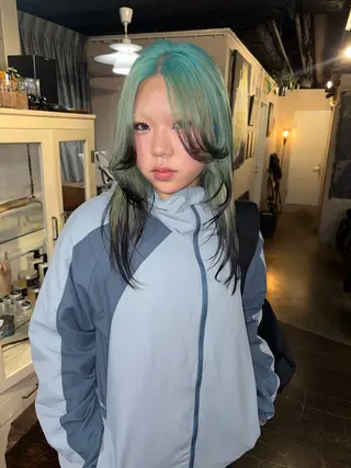 セミロング カラー givet所属・心斎橋/デザインカラ ー/海外風/ナツミのヘアスタイル