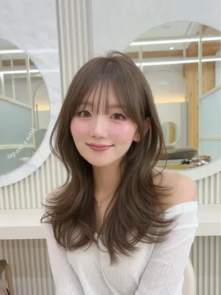 セミロング oto🤍×美髪× ゆるふわレイヤーのヘアスタイル