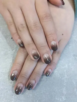 ネイル cachette. 鈴木のネイルデザイン