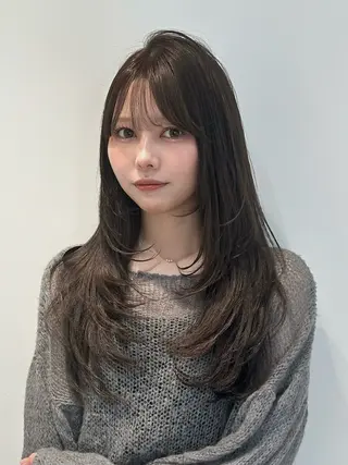 ロング techné所属・ショウタ/レイヤーカ ット/透明感カラーのヘアスタイル