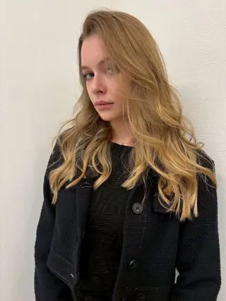 ロング カラー 海外風⚡️/艶カラー 🎀/フェンのヘアスタイル