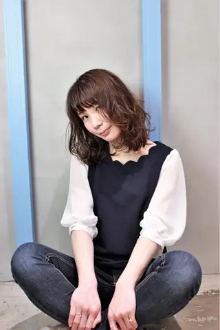 ミディアム 所渉/韓国レイヤー /ウルフカットのヘアスタイル