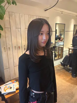 ミディアム ボブ/レイヤー/ 梅田/天野川奈緒のヘアスタイル