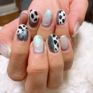 ネイル The Best Beauty受付担当のヘアスタイル