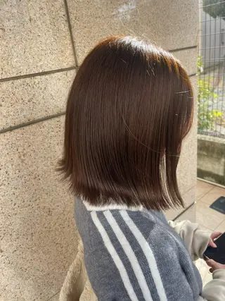 ミディアム 萱野 真奈のヘアスタイル
