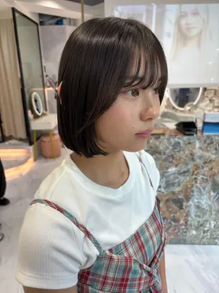 ショート SAYAKA 🍒／ボブ／暖色のヘアスタイル