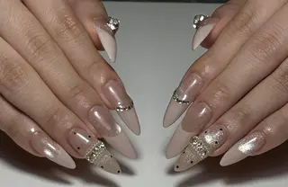 ネイル Pure&Rich Nailのネイルデザイン