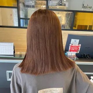 ミディアム カラー スナコザワ レナのヘアスタイル